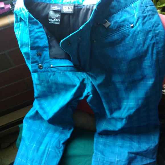 NILS Pants - NILS cute ski/snowboard pants size 6